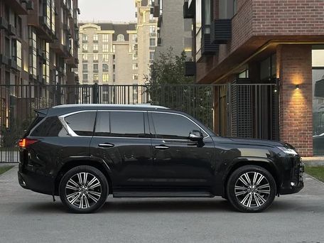 Lexus LX, 2025 — photo 5