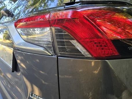 Toyota RAV4, 2023 — 照片 4