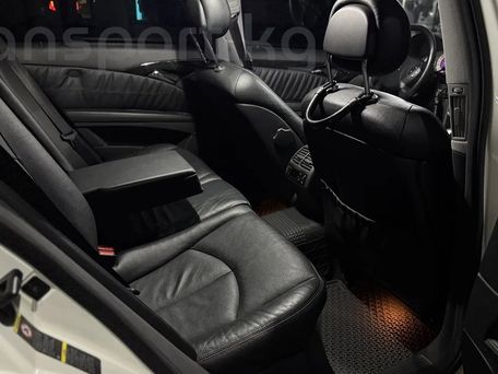 Mercedes-Benz E-Class, 2004 — photo 10
