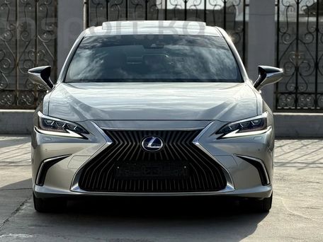 Lexus ES, 2019 — photo 1