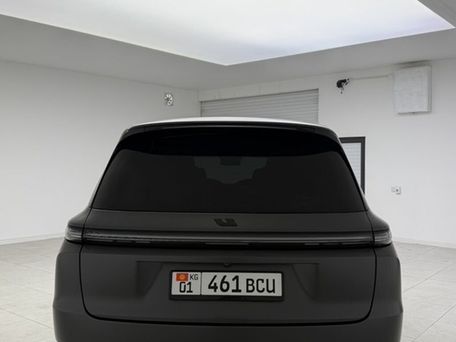 Li Auto (Lixiang) L9, 2023 — photo 6