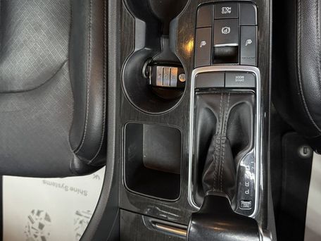 Kia Optima, 2019 — photo 10