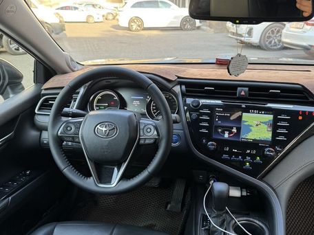 Toyota Camry, 2018 — фото 10