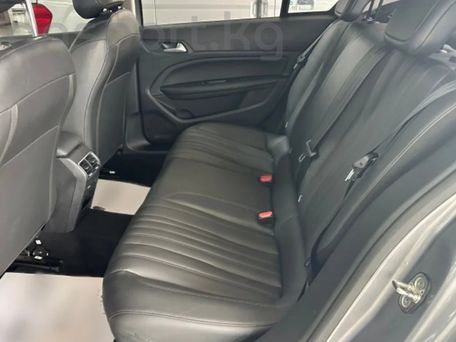 Peugeot 408, 2024 — photo 3