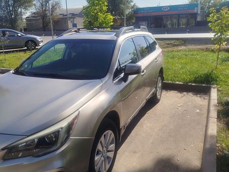 Subaru Outback, 2018 — 照片 1