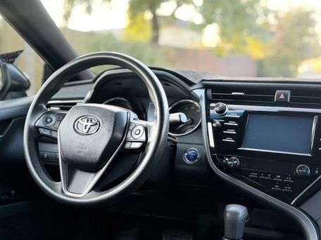 Toyota Camry, 2018 — photo 6
