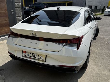 Hyundai Avante, 2022 — 照片 3