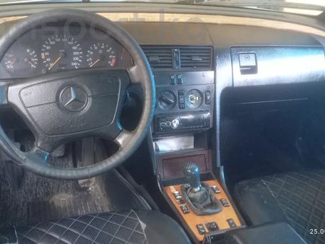 Mercedes-Benz C-Класс, 1993 — сүрөт 3