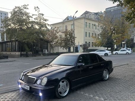 Mercedes-Benz E-Class, 2000 — photo 4