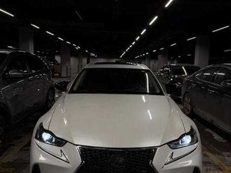 Lexus IS, 2018 — фото 5