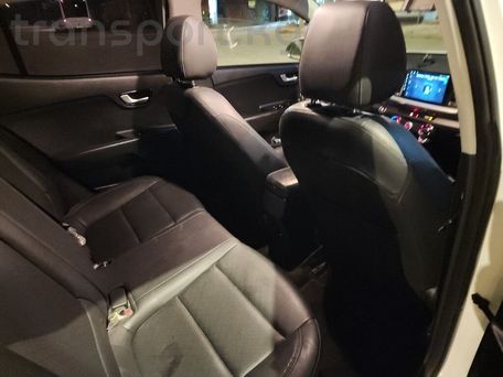 Kia Stonic, 2019 — 照片 13