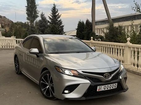 Toyota Camry, 2019