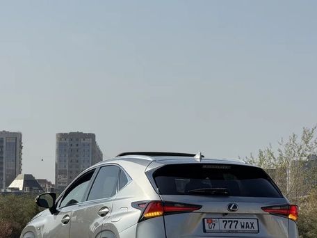 Lexus NX, 2019 — 照片 6