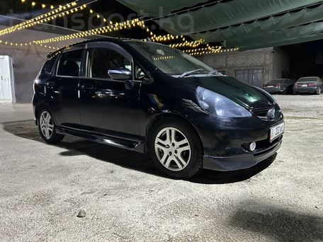 Honda Fit, 2002