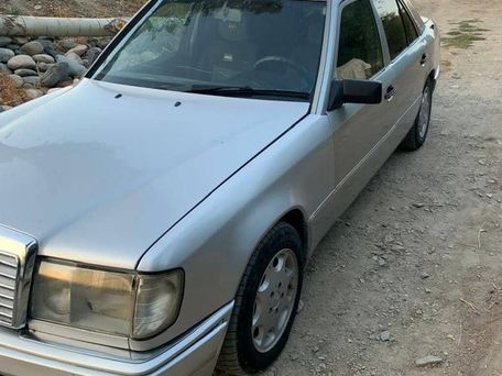 Mercedes-Benz W124, 1991