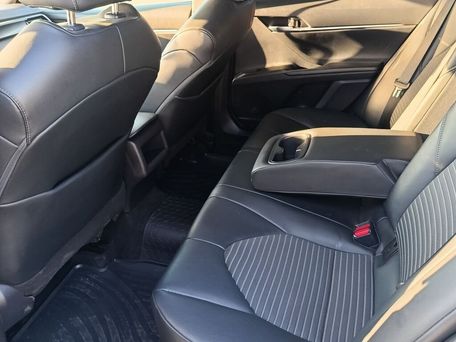 Toyota Camry, 2020 — 照片 10