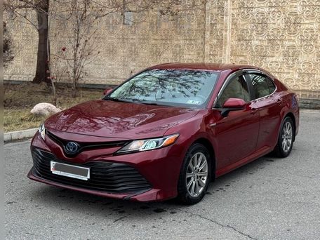 Toyota Camry, 2020 — сүрөт 2