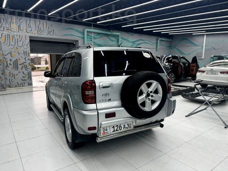 Toyota RAV4, 2004 — сүрөт 4