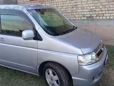Honda Stepwgn, 2004 — photo 3