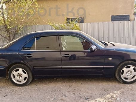 Mercedes-Benz E-Class, 1996 — photo 1