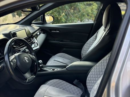 Toyota C-HR, 2018 — фото 6