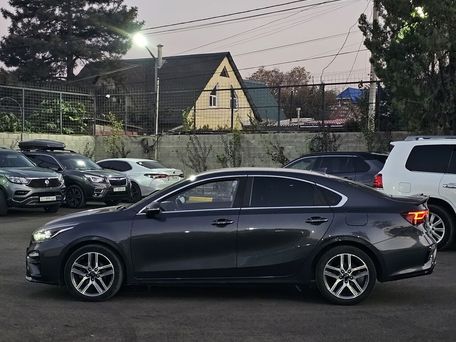 Kia K3, 2020 — photo 8
