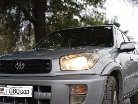 Toyota RAV4, 2003 — фото 2