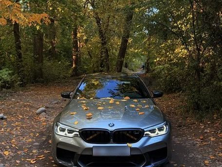 BMW M5, 2018 — 照片 1