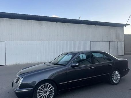 Mercedes-Benz E-Class, 2000 — photo 4