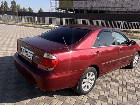 Toyota Camry, 2004 — 照片 3