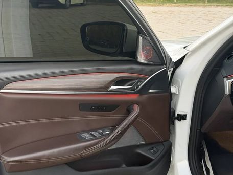 BMW 5 Series, 2020 — photo 7