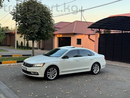 Volkswagen Passat, 2018 — photo 2