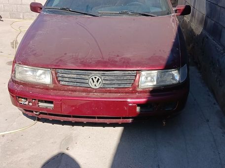 Volkswagen Passat, 1989 — photo 1