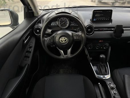 Toyota Yaris, 2017 — фото 7