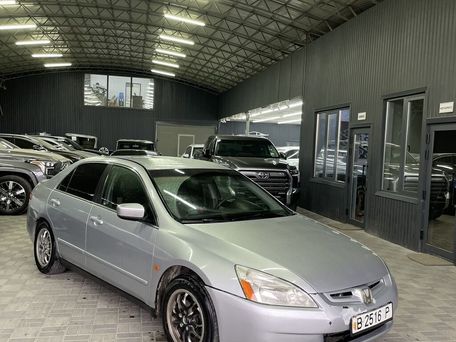 Honda Accord, 2004