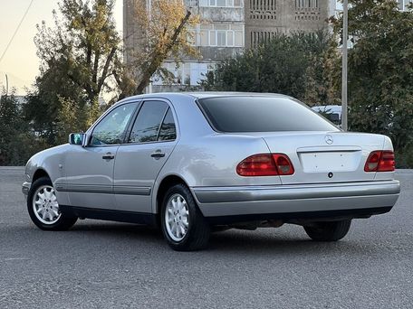 Mercedes-Benz E-Класс, 1996 — 照片 7