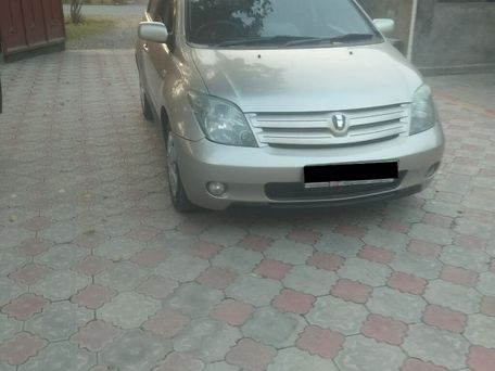 Toyota Ist, 2002 — сүрөт 2