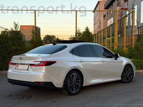 Toyota Camry, 2025 — сүрөт 2