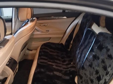 BMW 5 серии, 2011 — 照片 9