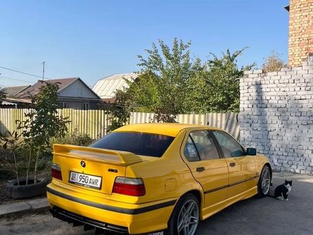 BMW 3 Series, 1993 — photo 1