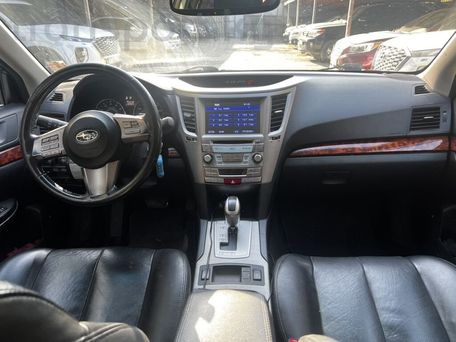Subaru Outback, 2009 — photo 11