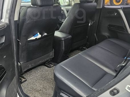 Toyota RAV4, 2018 — photo 15