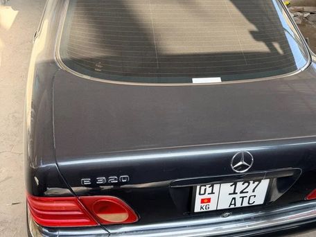Mercedes-Benz E-Class, 1997 — photo 8