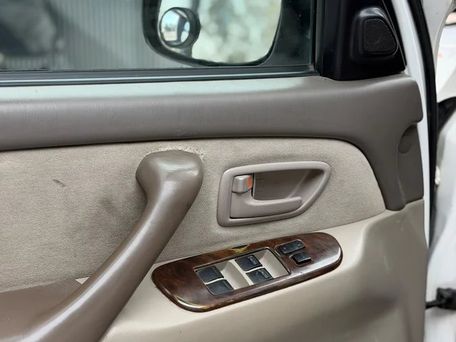 Toyota Sequoia, 2005 — photo 6