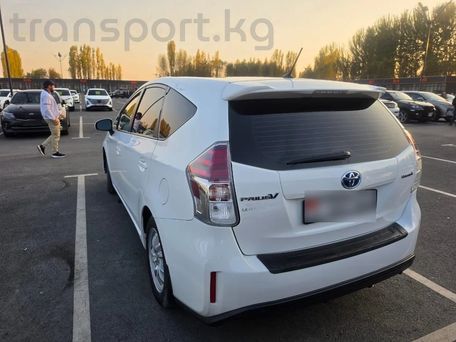 Toyota Prius, 2018 — photo 1