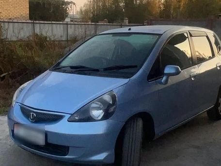 Honda Fit, 2003 — photo 2