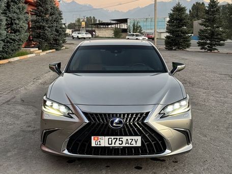 Lexus ES, 2021 — 照片 2