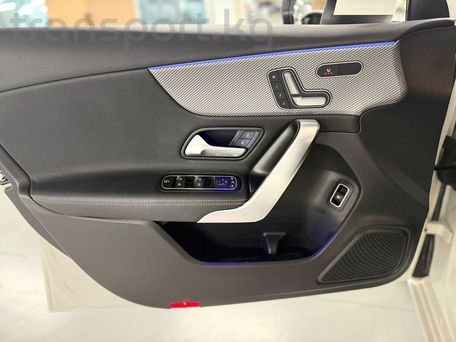 Mercedes-Benz A-Class, 2021 — сүрөт 18