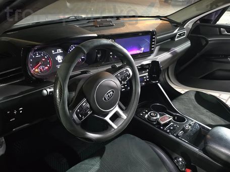 Kia K5, 2020 — photo 8