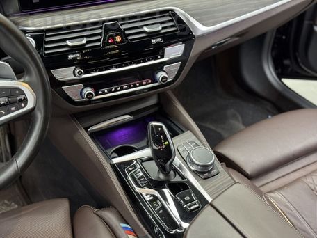 BMW 5 серии, 2020 — 照片 5